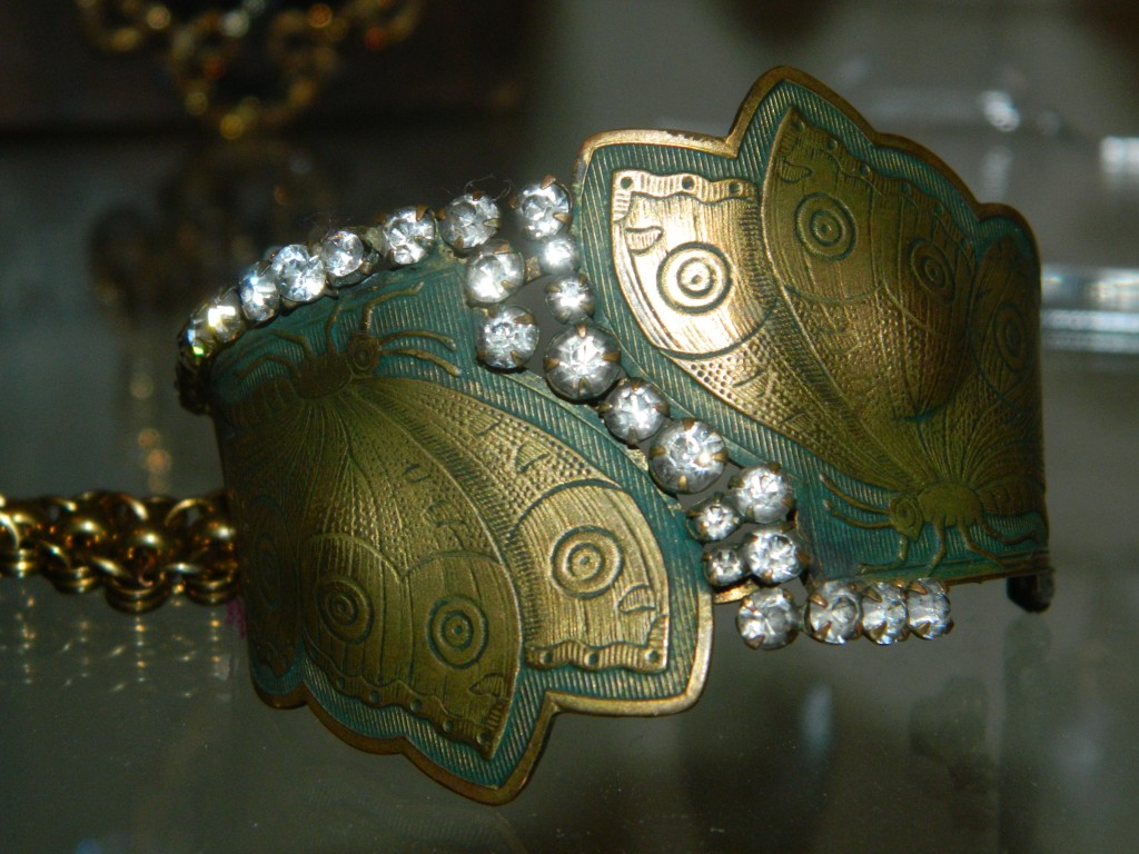 ButterflyBangle